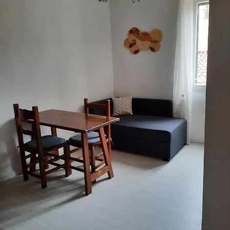 La Finestra Su Appartamento *